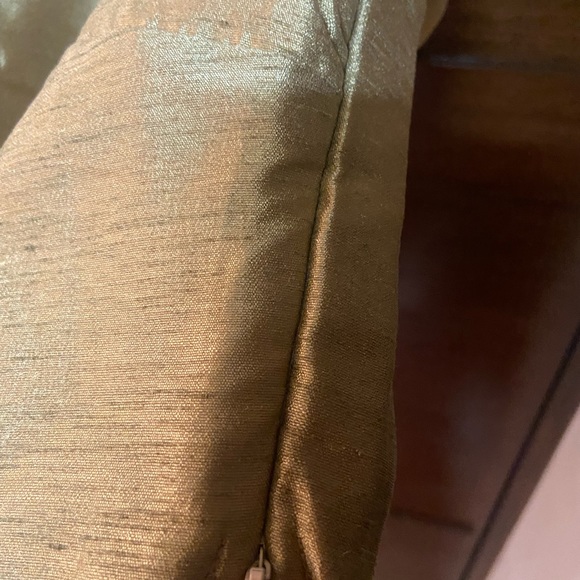 Pretty INDYA stitched saree and Blouse set - Picture 6 of 11